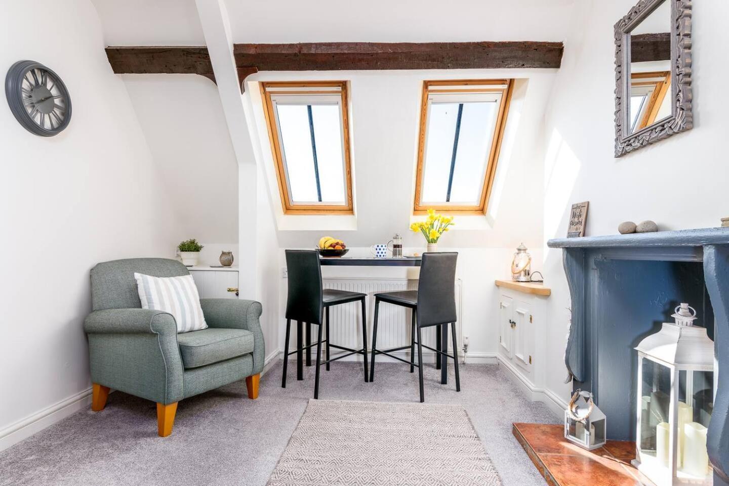 The Look Out Characterful Apartment ويتبي المظهر الخارجي الصورة